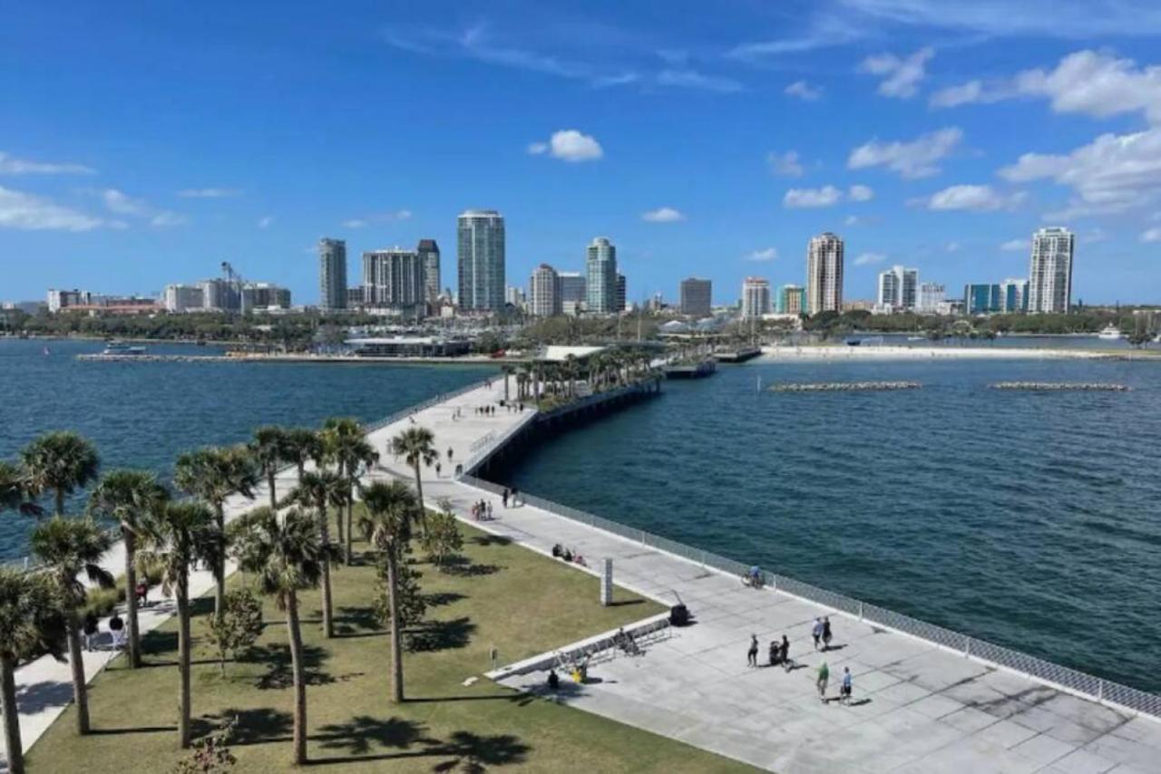 Bay Views From Your Balcony Beach Resort Tampa Buitenkant foto