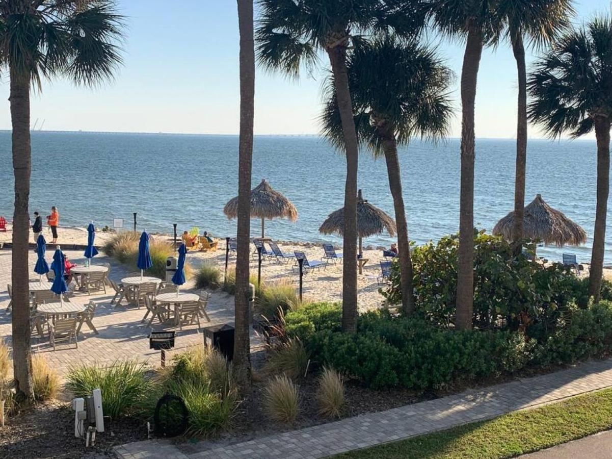 Bay Views From Your Balcony Beach Resort Tampa Buitenkant foto
