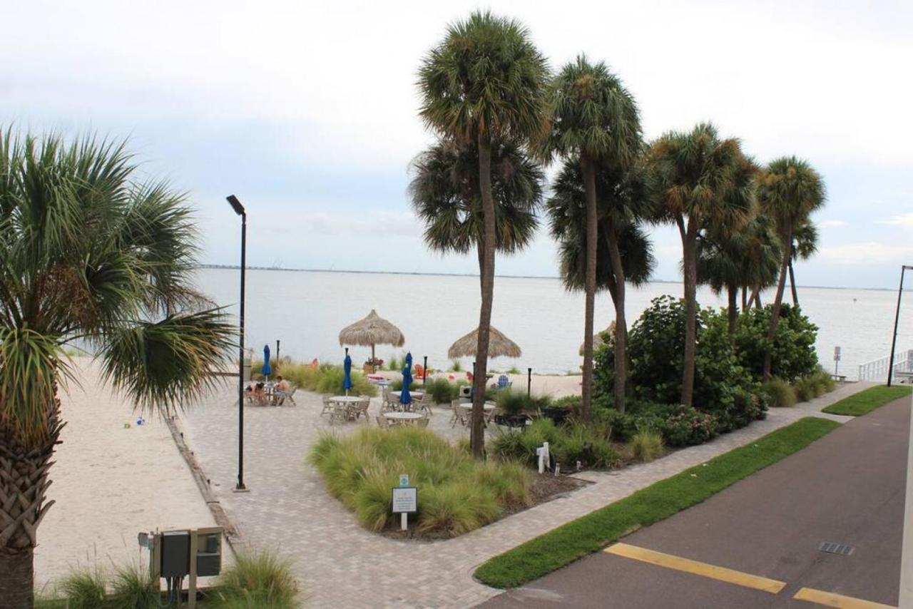 Bay Views From Your Balcony Beach Resort Tampa Buitenkant foto