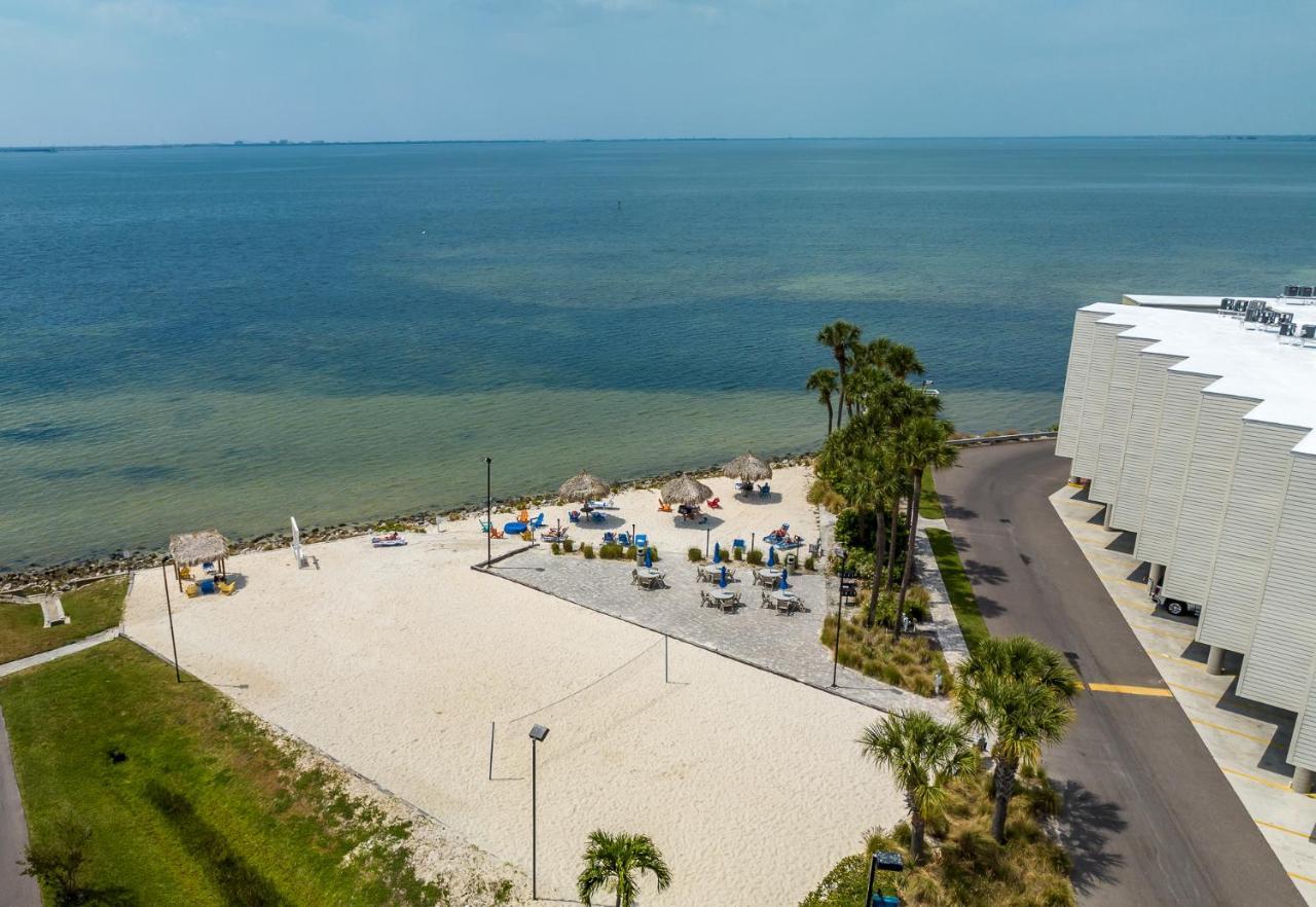 Bay Views From Your Balcony Beach Resort Tampa Buitenkant foto